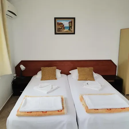 Casa de hóspedes Vesela 3*